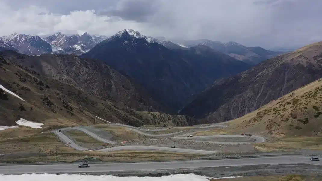 Too Ashu pass | Travel Land
